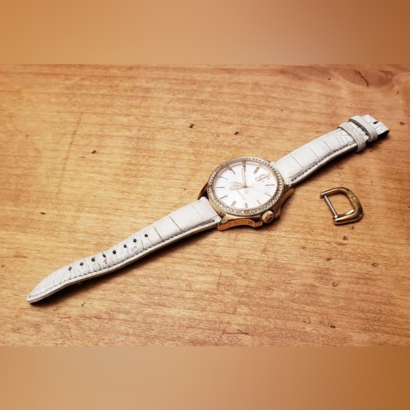 Juicy Couture Watch - Picture 3 of 5